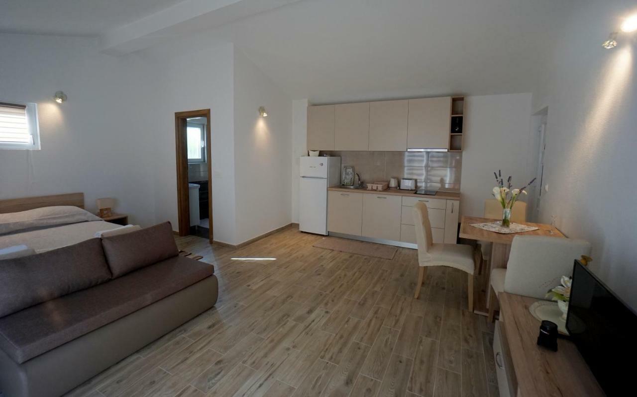 Apartments Sanja Jezera Kültér fotó